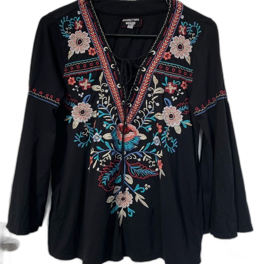 Johnny Was Laced up neckline floral boho embroidered bell split sleeve size XS
